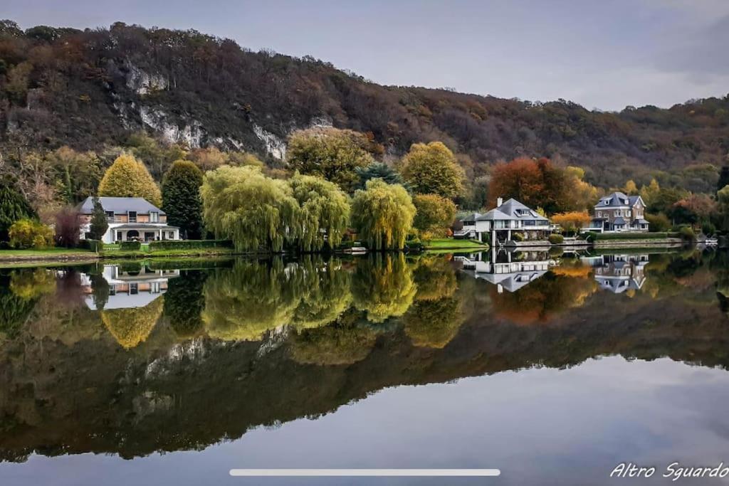 Gîte de charme bord de Meuse Namur Extérieur photo